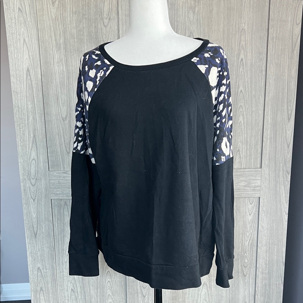 3 for $20 💜 Sweatshirt with Blue Leopard Patterned Sleeves